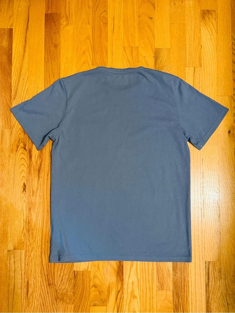 Everlane Mens Medium The Premium-Weight Pocket Tee in Slate Blue Uniform - Picture 6 of 6